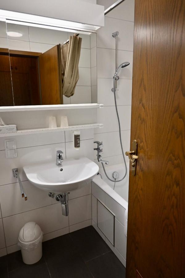 באד רייכנהל Hotel Am Rupertuspark מראה חיצוני תמונה
